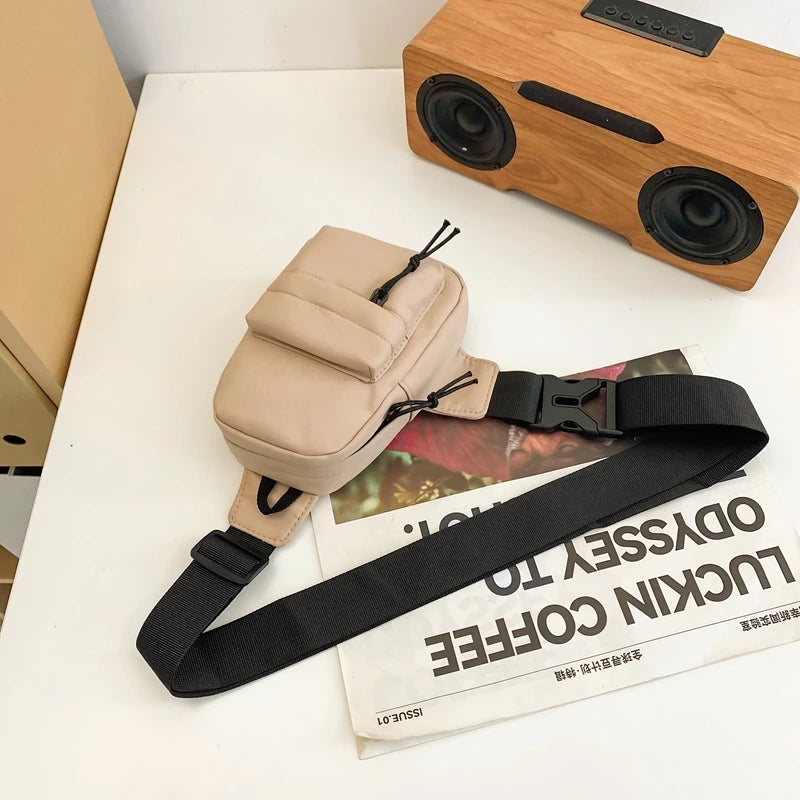 Trendy Kontrast Mini Brysttaske – Letvægts Crossbody Taske til Unisex